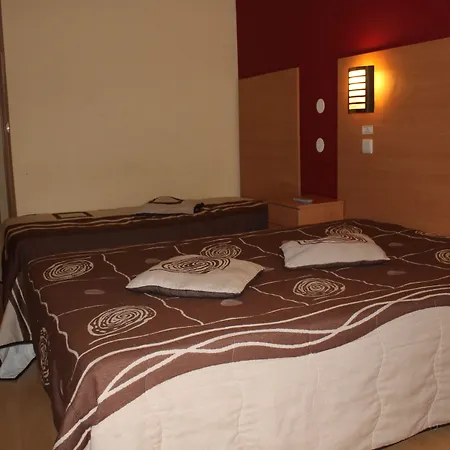 Guest House Estrela Pensión 2*