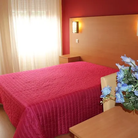 Konukevi Estrela Porto